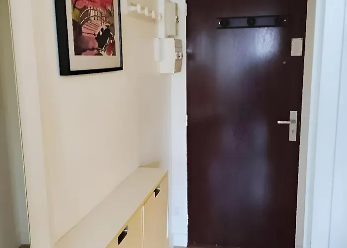 Centre 15e Near Montparnasse Apartment Paris