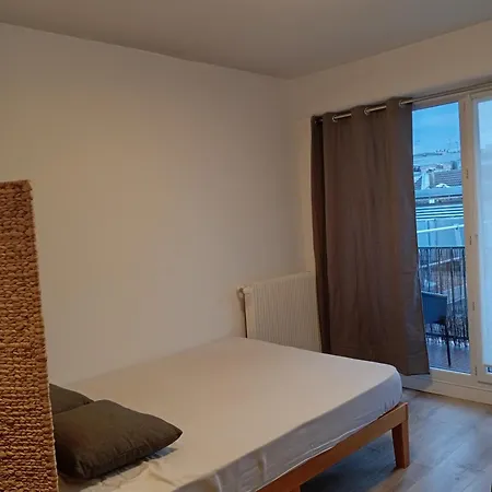 Centre 15e Near Montparnasse 巴黎