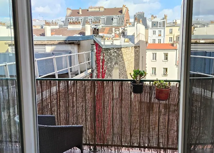 Centre 15e Near Montparnasse